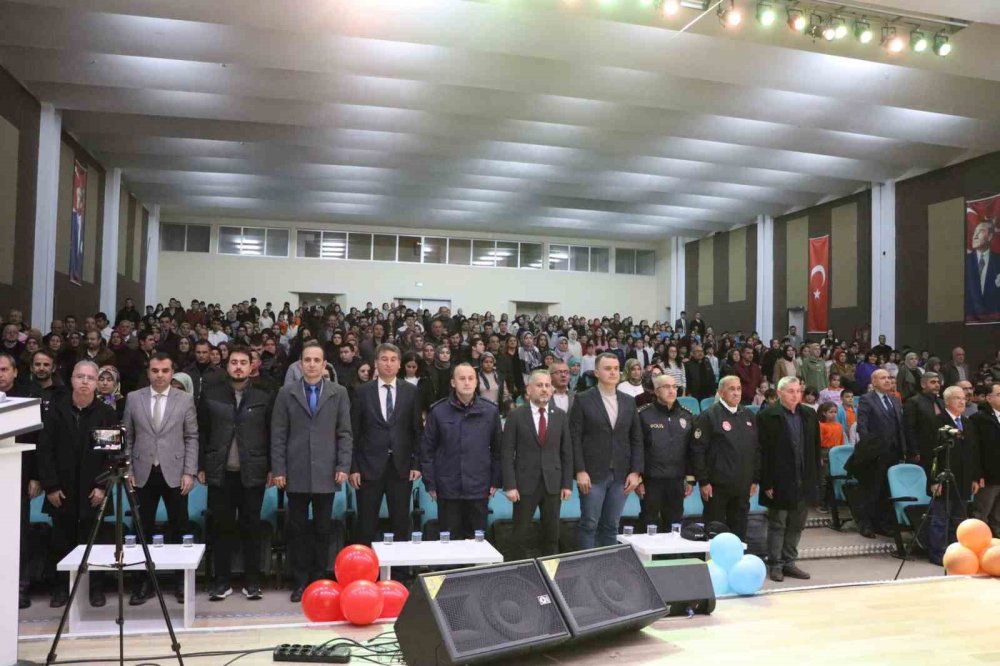 Beyşehir’de engelleri birlikte aştılar