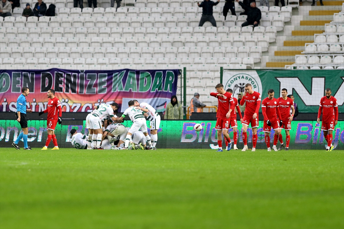 konyaspor-onde-goturuyor-1.jpg