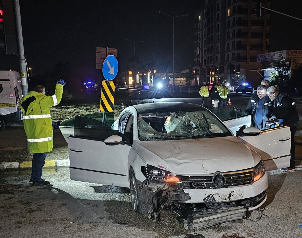 Adana'da alkollü uzman çavuşun kullandığı otomobilin çarptığı polis, şehit oldu