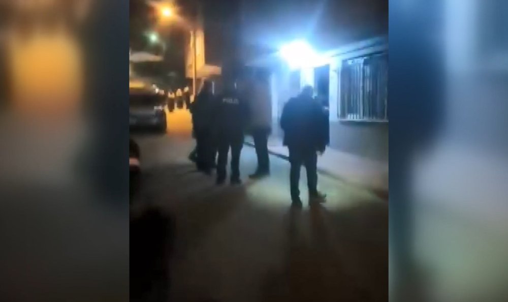 Evinin önünde tartıştığı kişilerce tabancayla vurularak öldürüldü