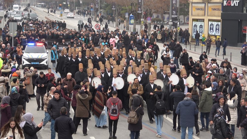 Konya’da "Muhabbet Vakti" yürüyüşü gerçekleştirildi