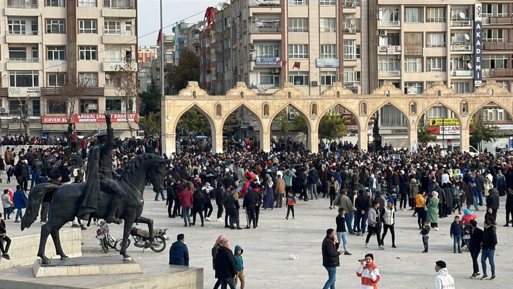 Şanlıurfa’da Suriyeliler kutlama yaptı