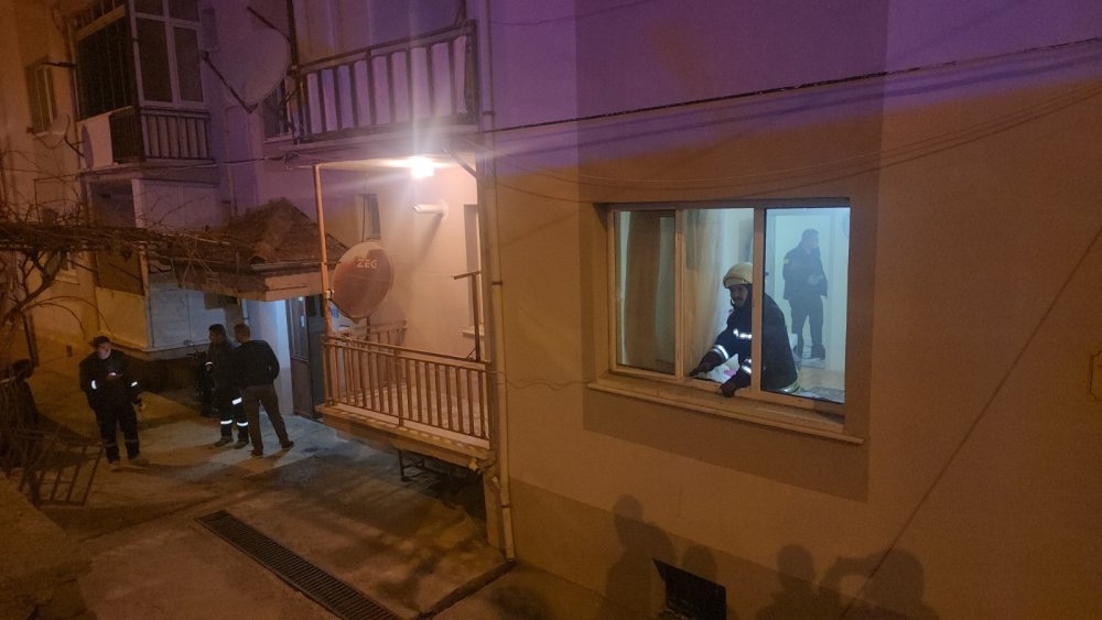 Konya'da yangın... 2 kişi dumandan etkilendi