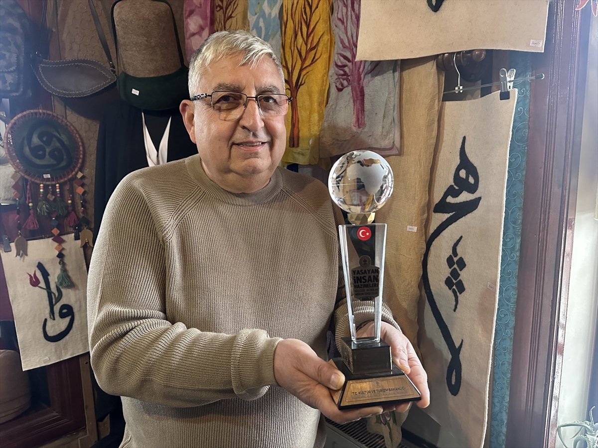 konyanin-yasayan-insan-hazinesi-omrunu-sanata-adadi-1.jpg