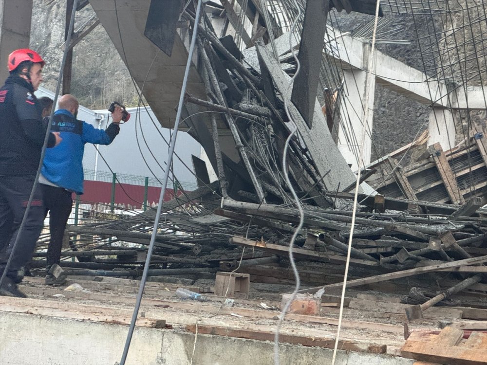 Trabzon'da inşaatta çökme meydana geldi, 1 işçi öldü, 3 işçi yaralandı