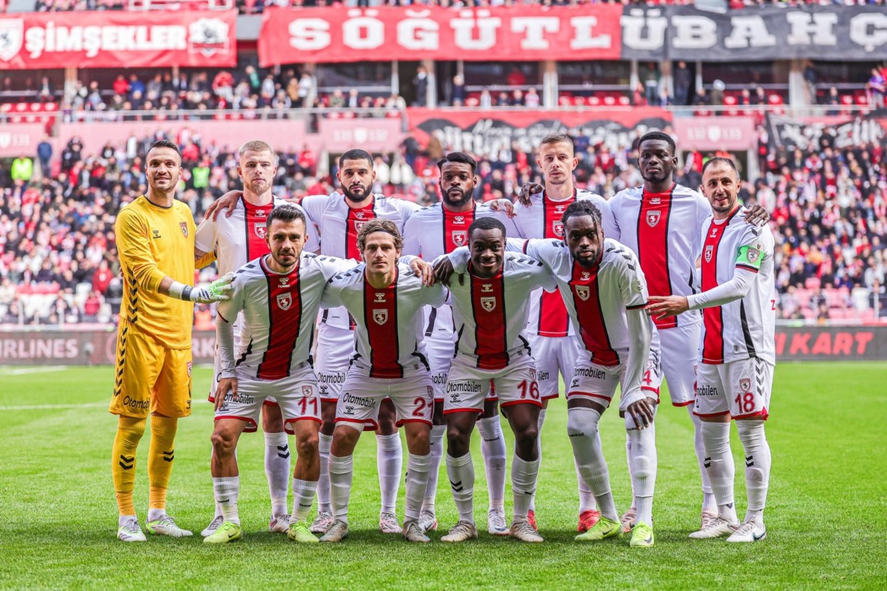 samsunspor-gectigimiz-sezonu-geride-birakti-1.jpg