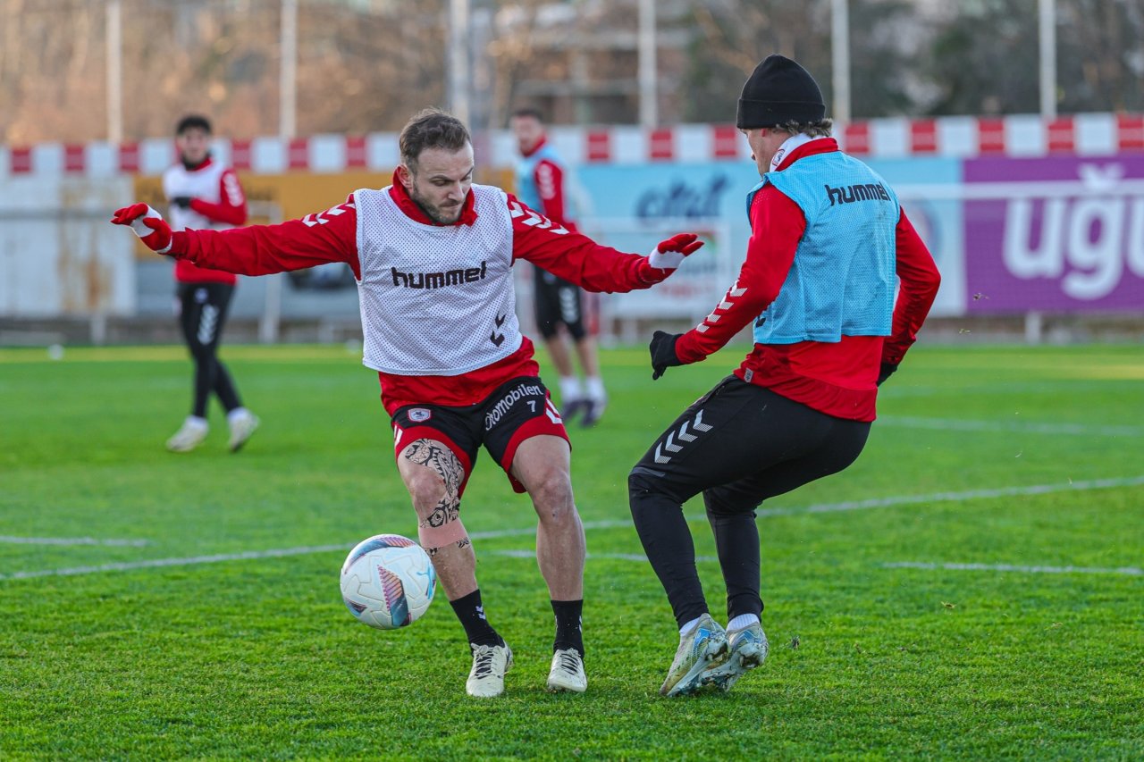 samsunspor-gectigimiz-sezonu-geride-birakti.jpg