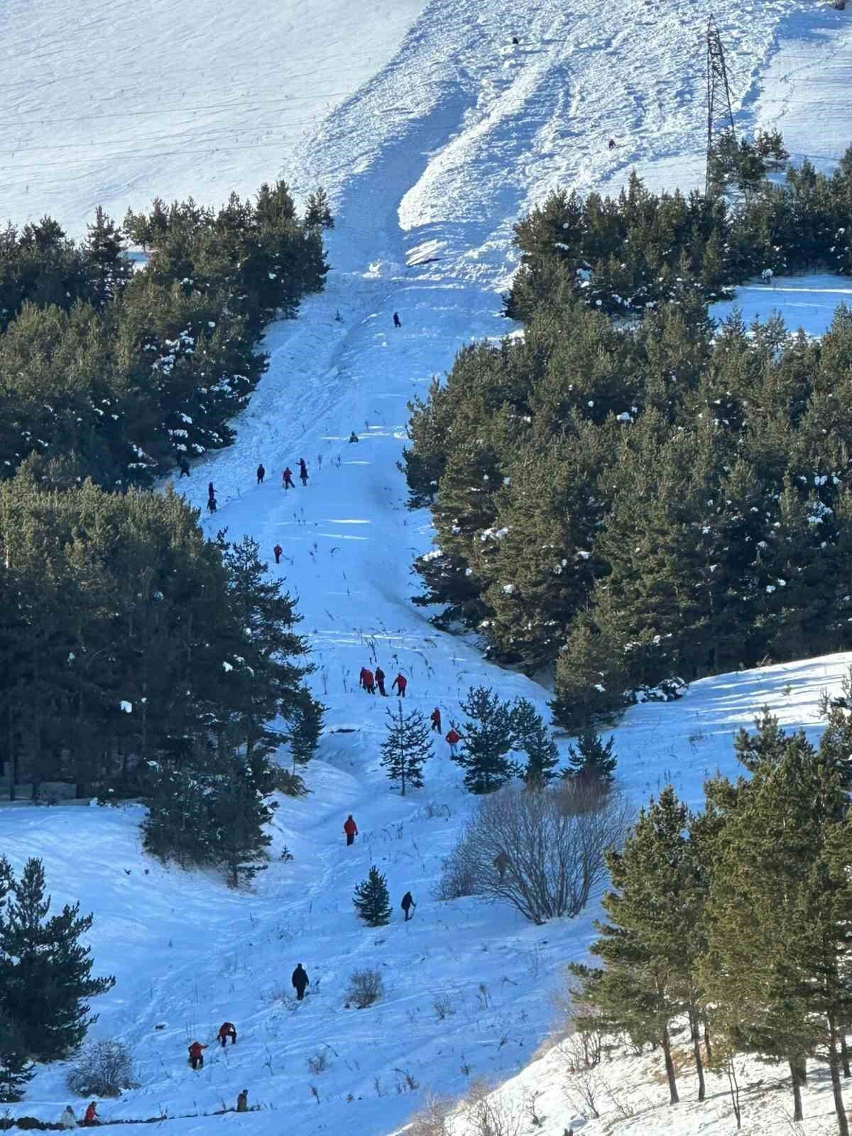 son-dakika-erzurum-palandoken-daginda-judo-milli-takimi-antrenman-yaparken-cig-dustu-1-olu-3-yarali.jpg