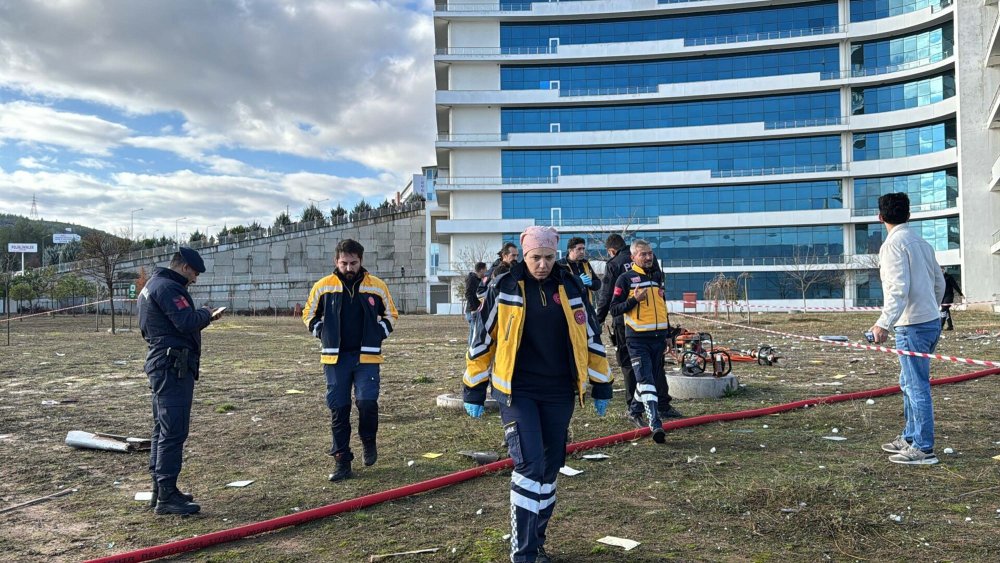 Muğla'da hastaneye çarpan helikopter düştü! 4 ölü