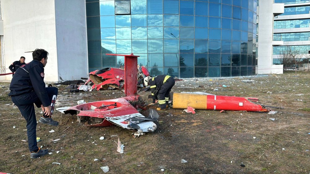 Muğla'da hastaneye çarpan helikopter düştü! 4 ölü