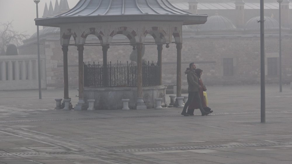 Konya’da yoğun sis etkili oldu