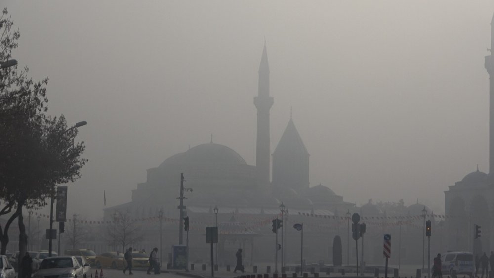 Konya’da yoğun sis etkili oldu