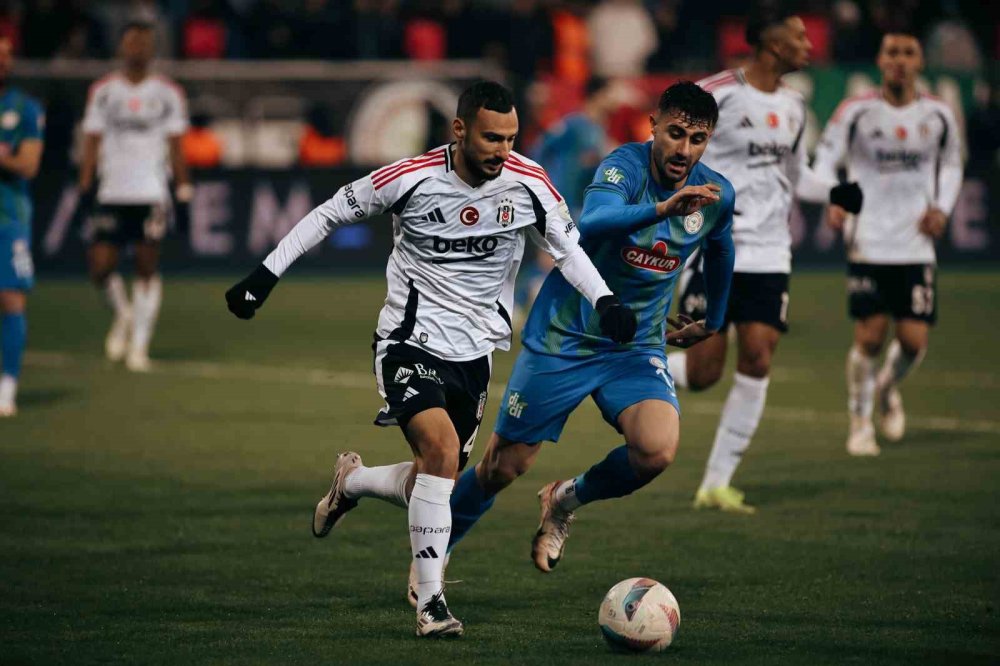 Çaykur Rizespor'la Beşiktaş yeni yıla beraberlikle başladı