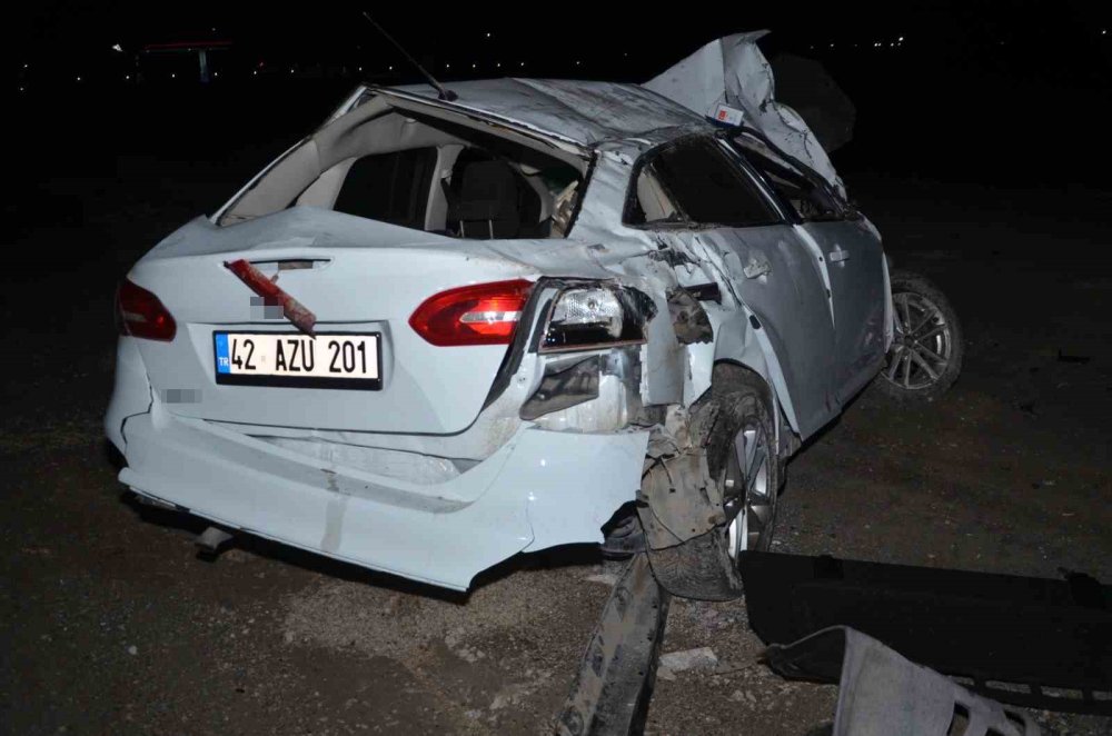 Konya'da otomobil takla attı, sürücü bulunamadı