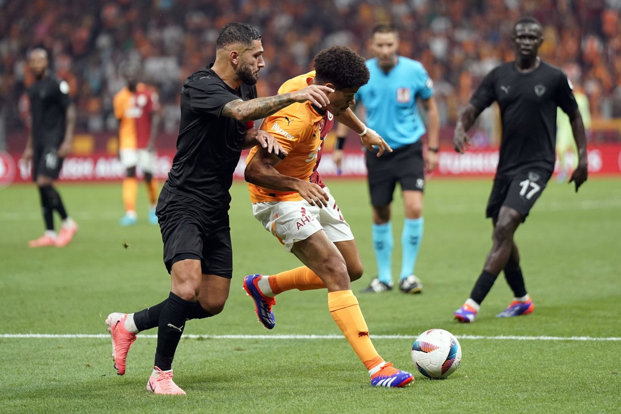 galatasaray-super-ligde-hataysporla-karsilasacak.jpg