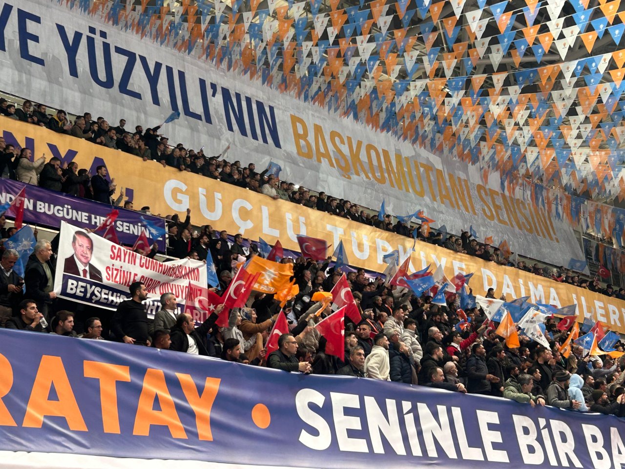 cumhurbaskani-erdogan-konyada-coskuyla-karsilandi-2.jpg