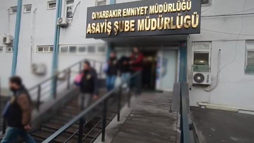 Sahte araç kiralama şebekesi çökertildi