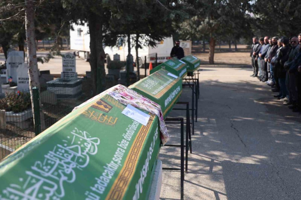 Konya’daki cinnet bir aileyi yok etti