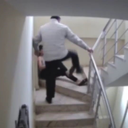 Engelli evlatlarına dehşeti yaşattılar!