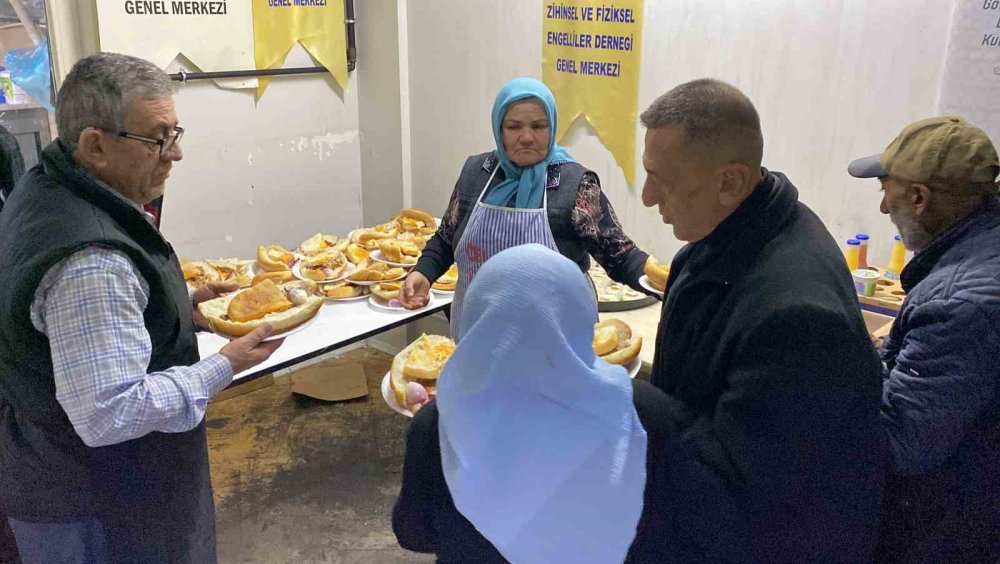 Her şey Konya'nın meczupları için