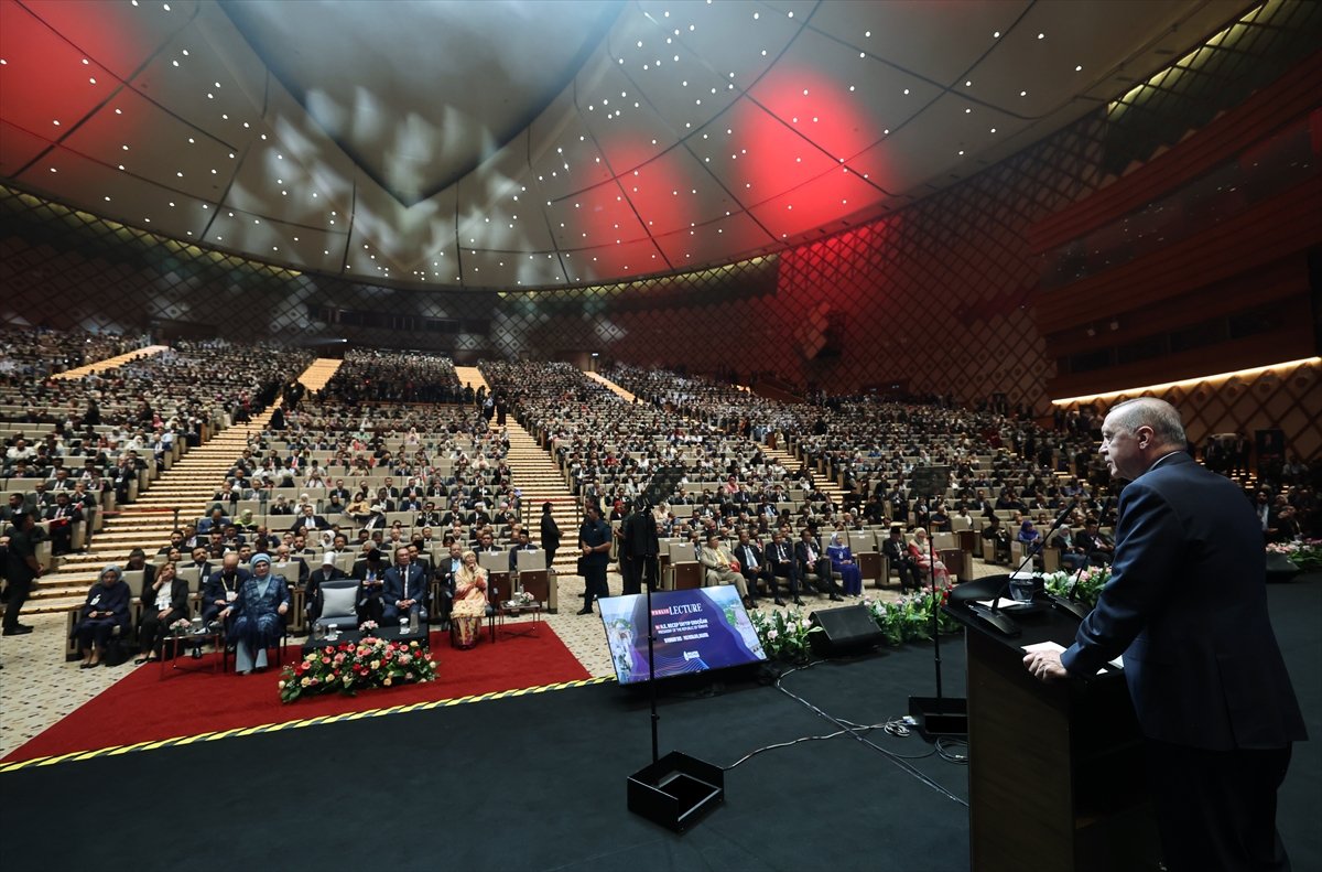 cumhurbaskani-erdogan-malezyada.jpg