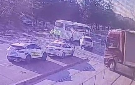 Konya'da trafik polislerinden alkış alan hareket