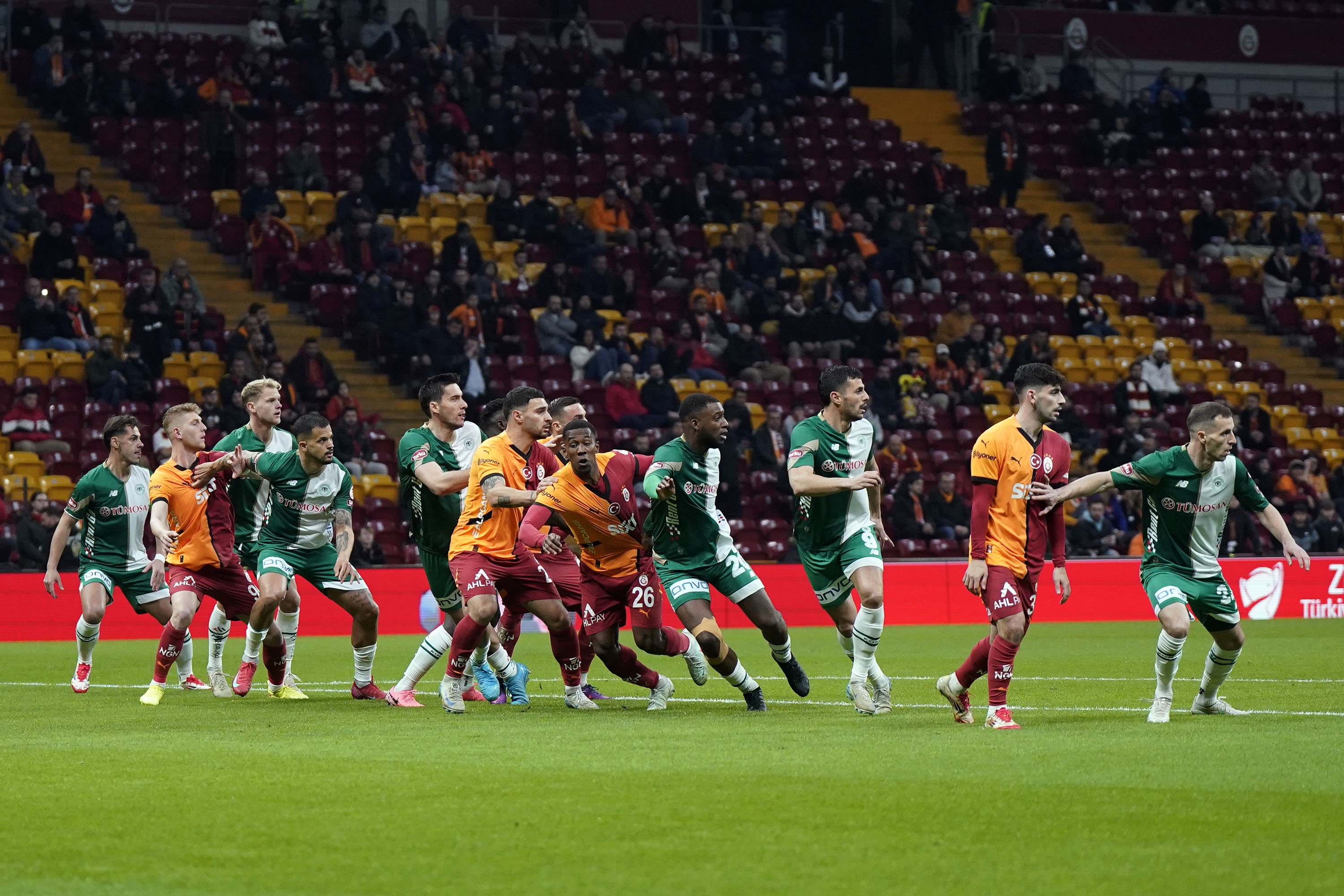 konyaspor-maci-2.jpg