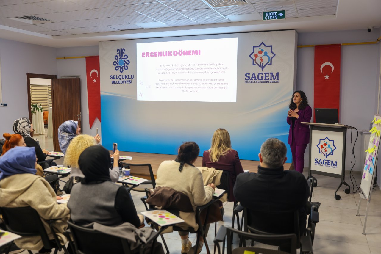 sagemden-ailelere-ergenlik-donemini-anlamak-semineri.jpg