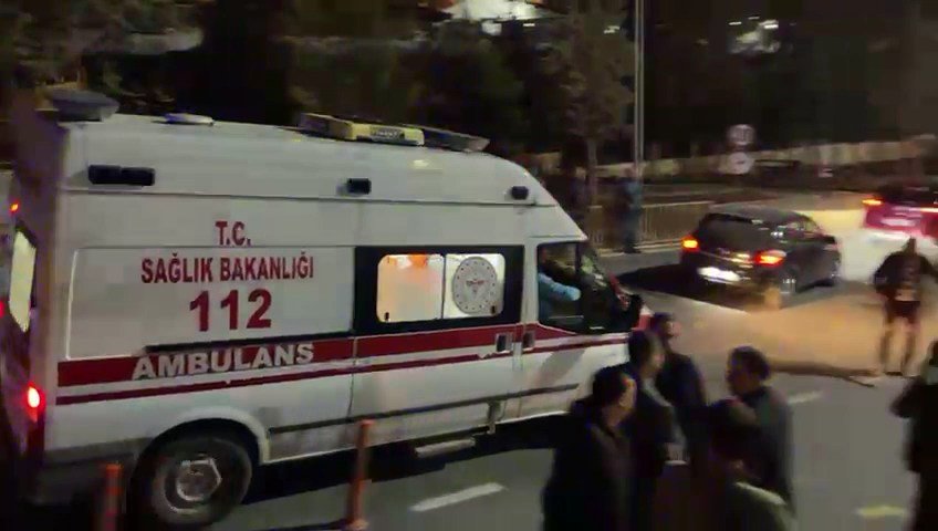 Şanlıurfa'da iki otomobil kafa kafaya çarpıştı: 4 ölü