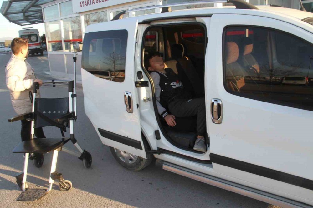 Konya'da bir sokak köpeği vakası daha! 13 yaşındaki çocuk yaralandı