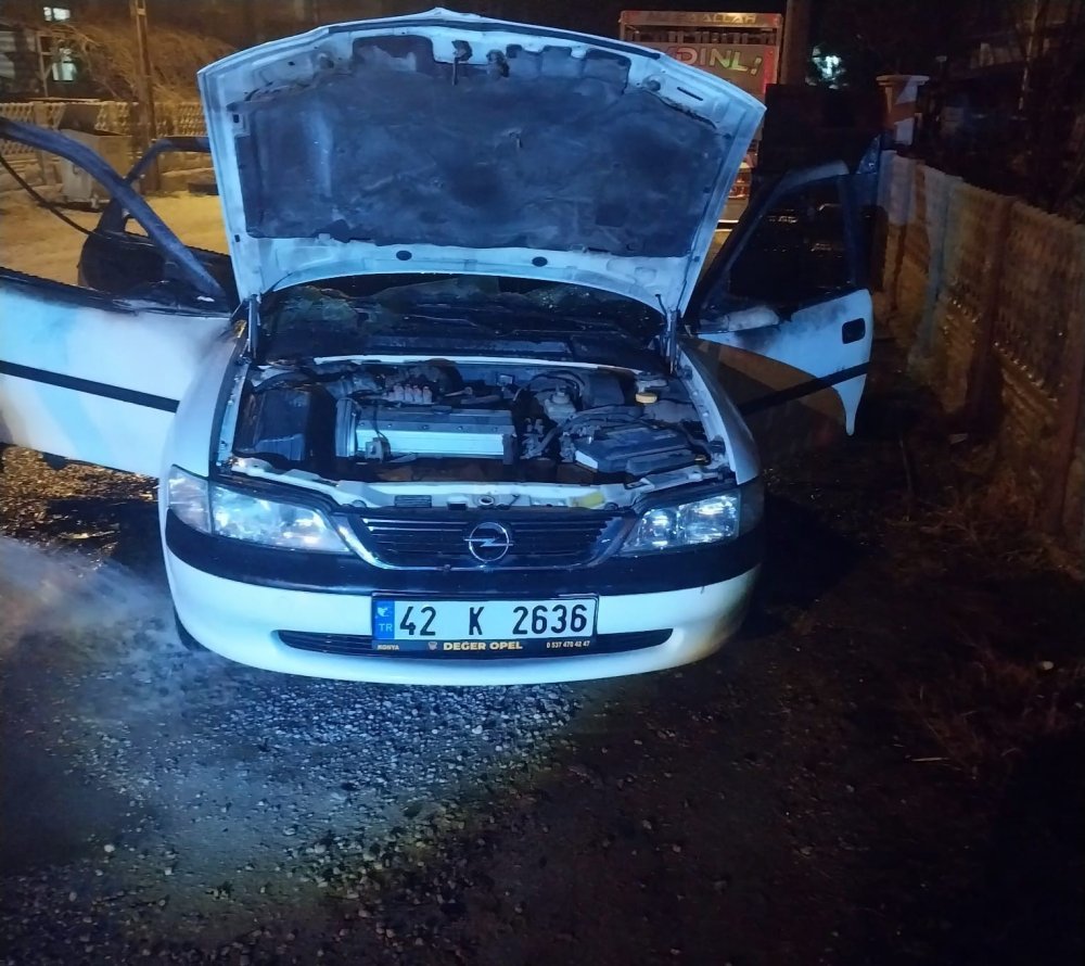 Konya’da otomobilde patlama ve yangın! Yaralılar var