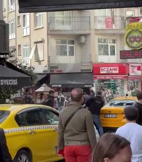 Taksiciye bıçaklı saldırı