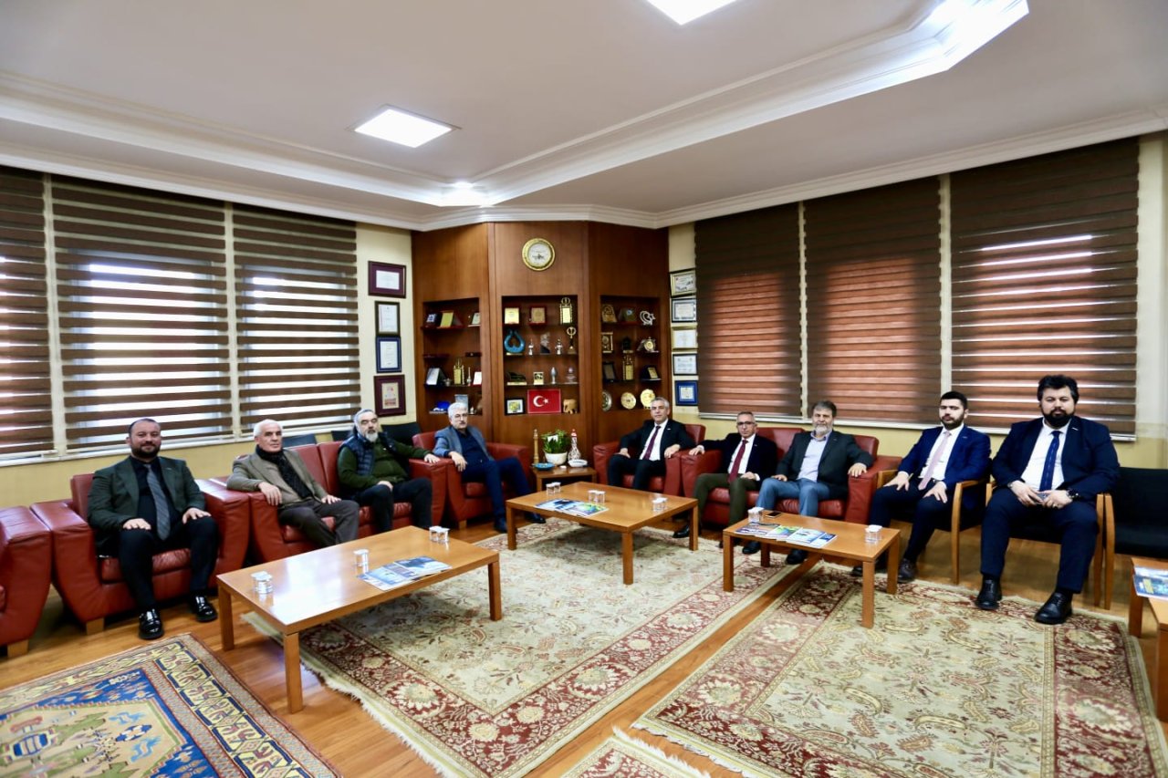 konya-gazeteciler-cemiyetinden-musiad-konya-subesine-hayirli-olsun-ziyareti-3.jpg