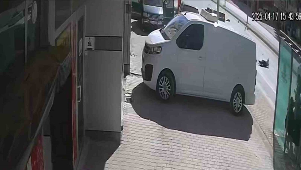 Konya’da otomobilin çarptığı çocuğun öldüğü acı kaza kamerada