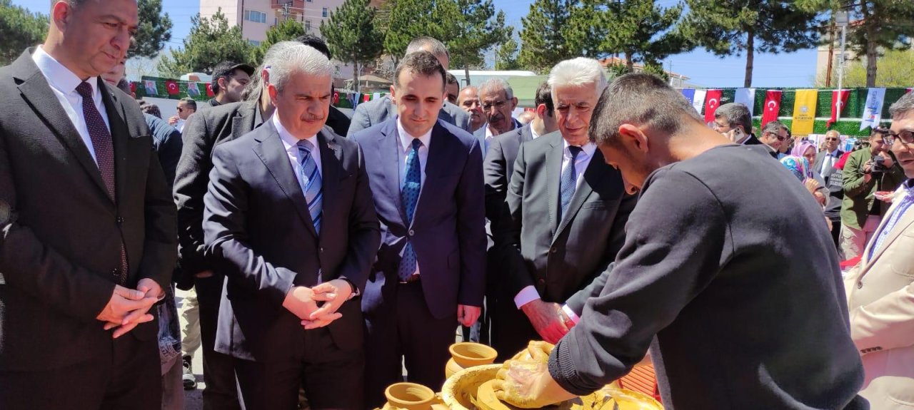 konyada-turizm-haftasi-huyukte-coskuyla-basladi-4.jpg
