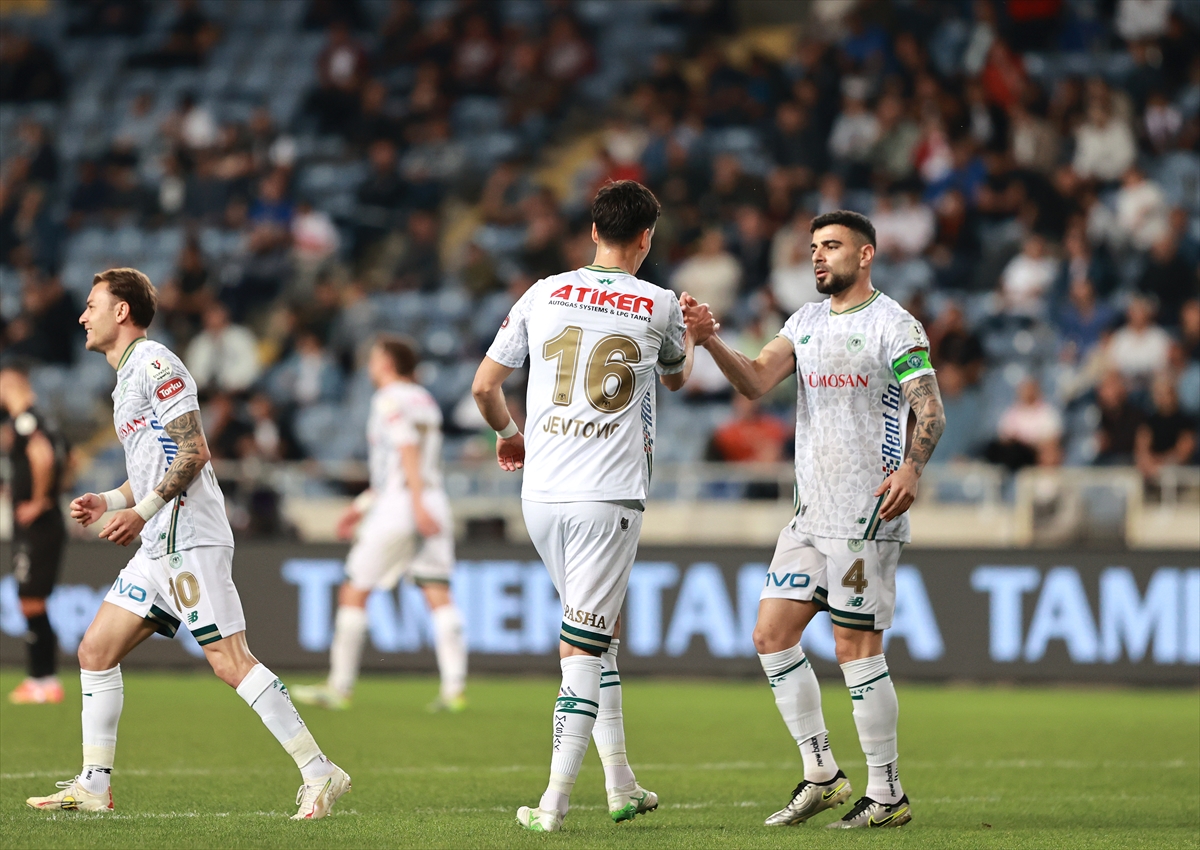 aa-20250418-37673348-37673344-atakas-hatayspor-tumosan-konyaspor-1.jpg