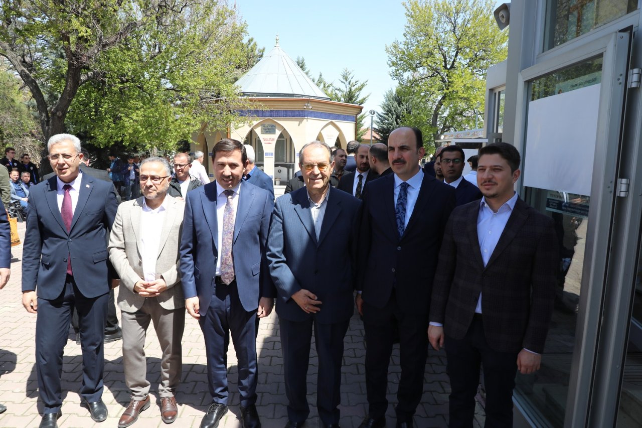 selman-ozboyaci-baskan-altay-ve-baskan-kilca-vatandaslarla-bulustu-2.jpg