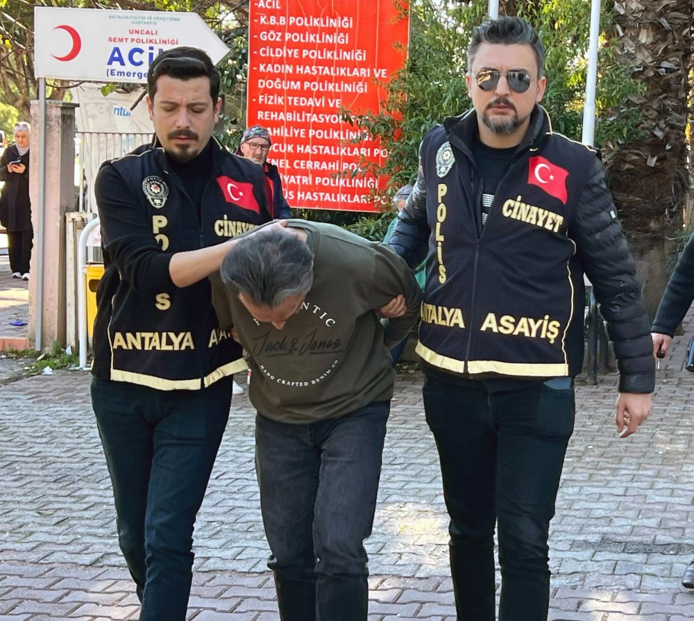 Eski eşini yakarak öldüren sanık, duruşma öncesi hayatını kaybetti