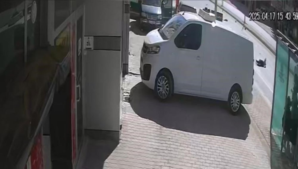 Konya'da çocuk bayramının buruk iki babası