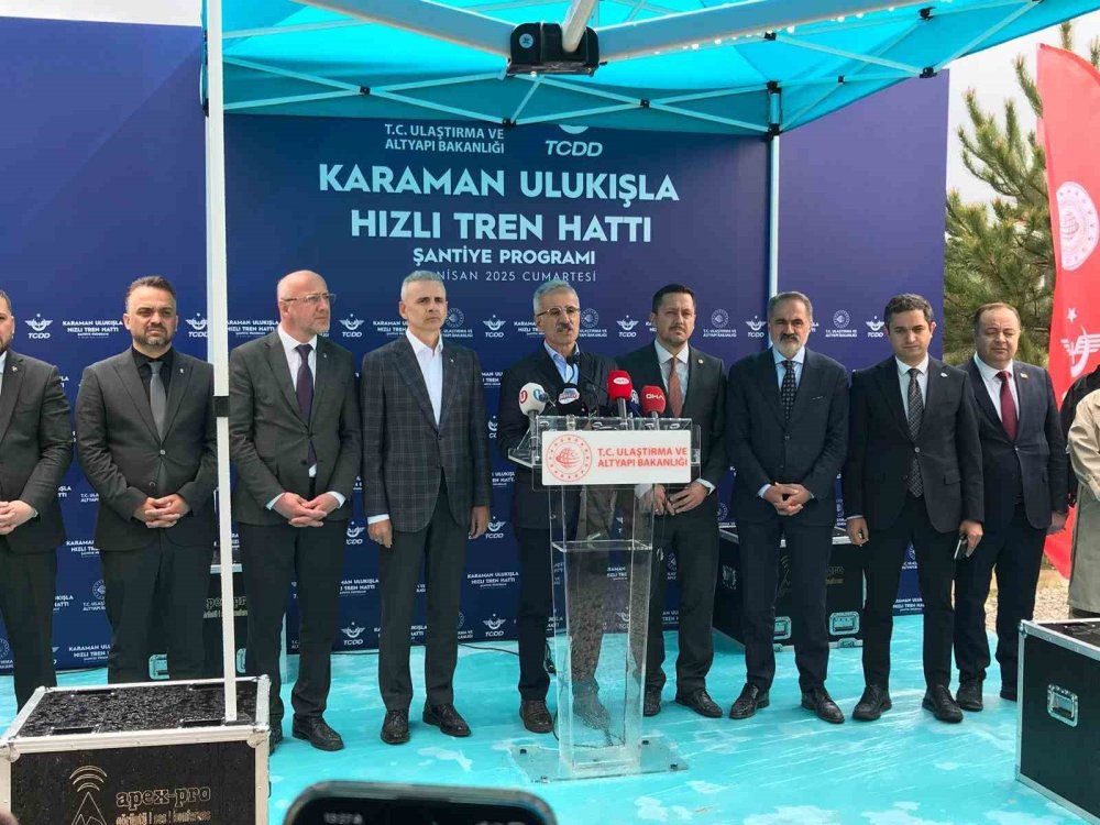 Bakan Uraloğlu Konya'daki şantiyeyi inceledi... Seyahat süresi 145 dakikadan 50 dakikaya düşecek