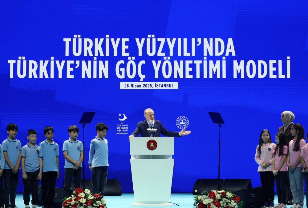 Cumhurbaşkanı Erdoğan, Türkiye’deki göçmen sayısını açıkladı