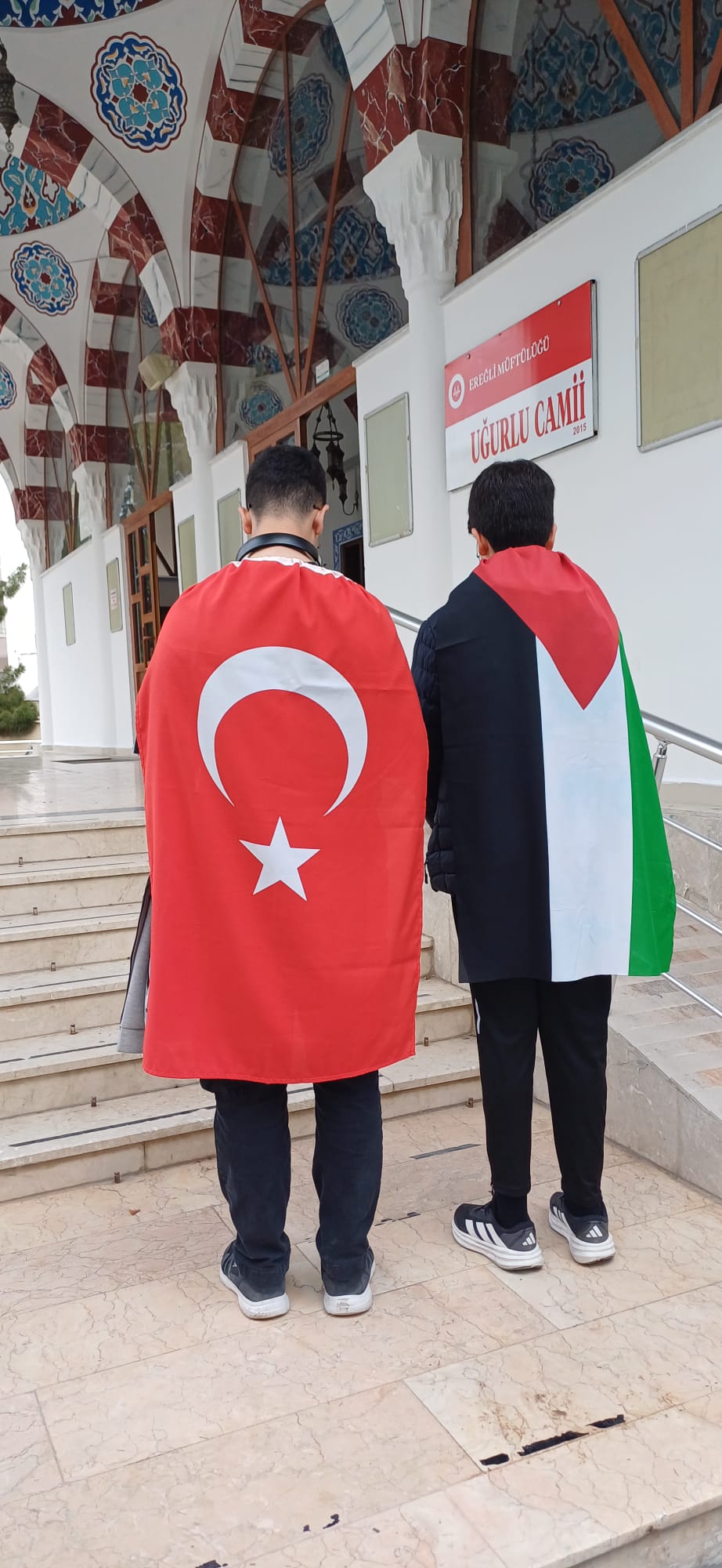 ereglide-gazze-ve-dogu-turkistan-icin-destek-yuruyusu-2.jpeg