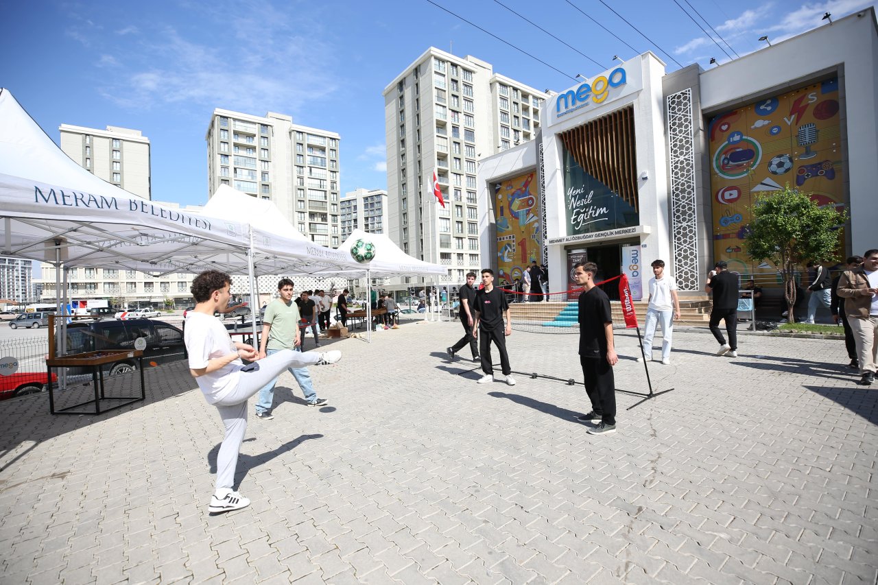 konyanin-genclik-festivalinde-sampiyonlar-belli-oldu-1.jpg