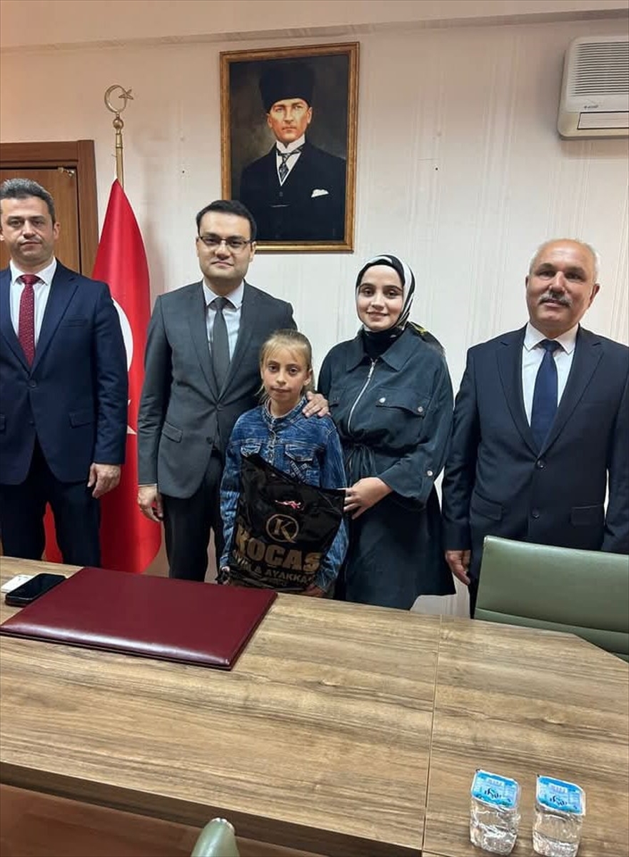 sarayonunde-dereceye-giren-ogrencilere-odul-1.jpg