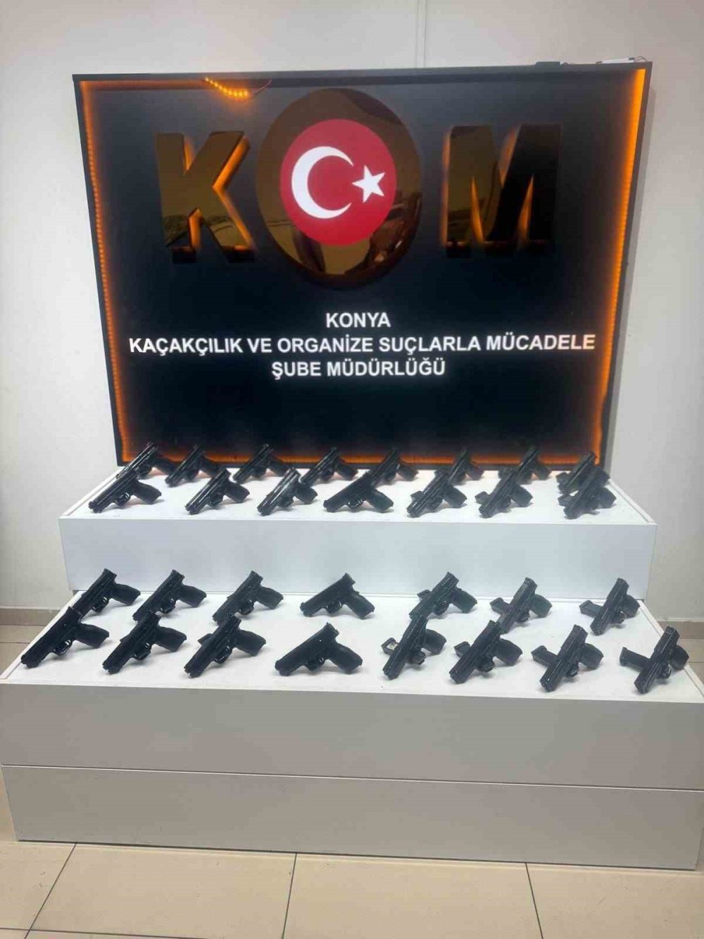 Konya’da kaçakçılık operasyonu! Tam 6 milyon 200 bin adet ele geçirildi