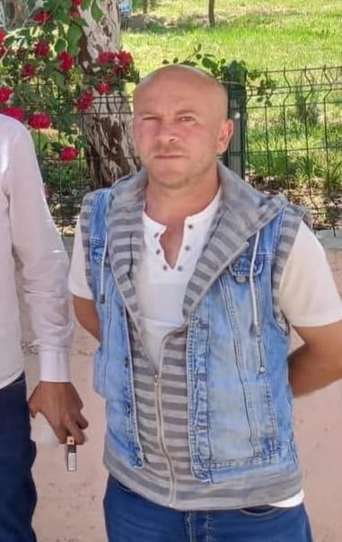 Tomrukların altında kalıp öldü