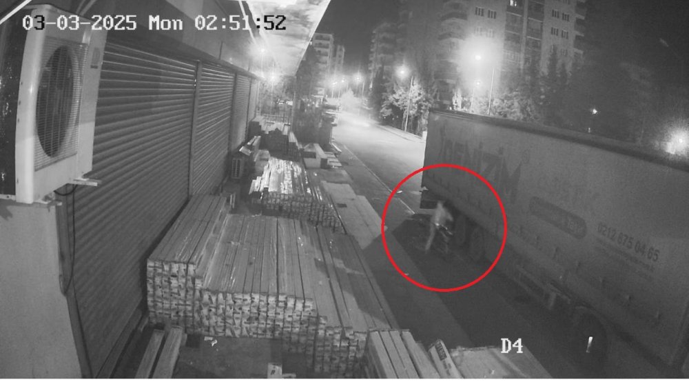 21 motosiklet çaldılar!