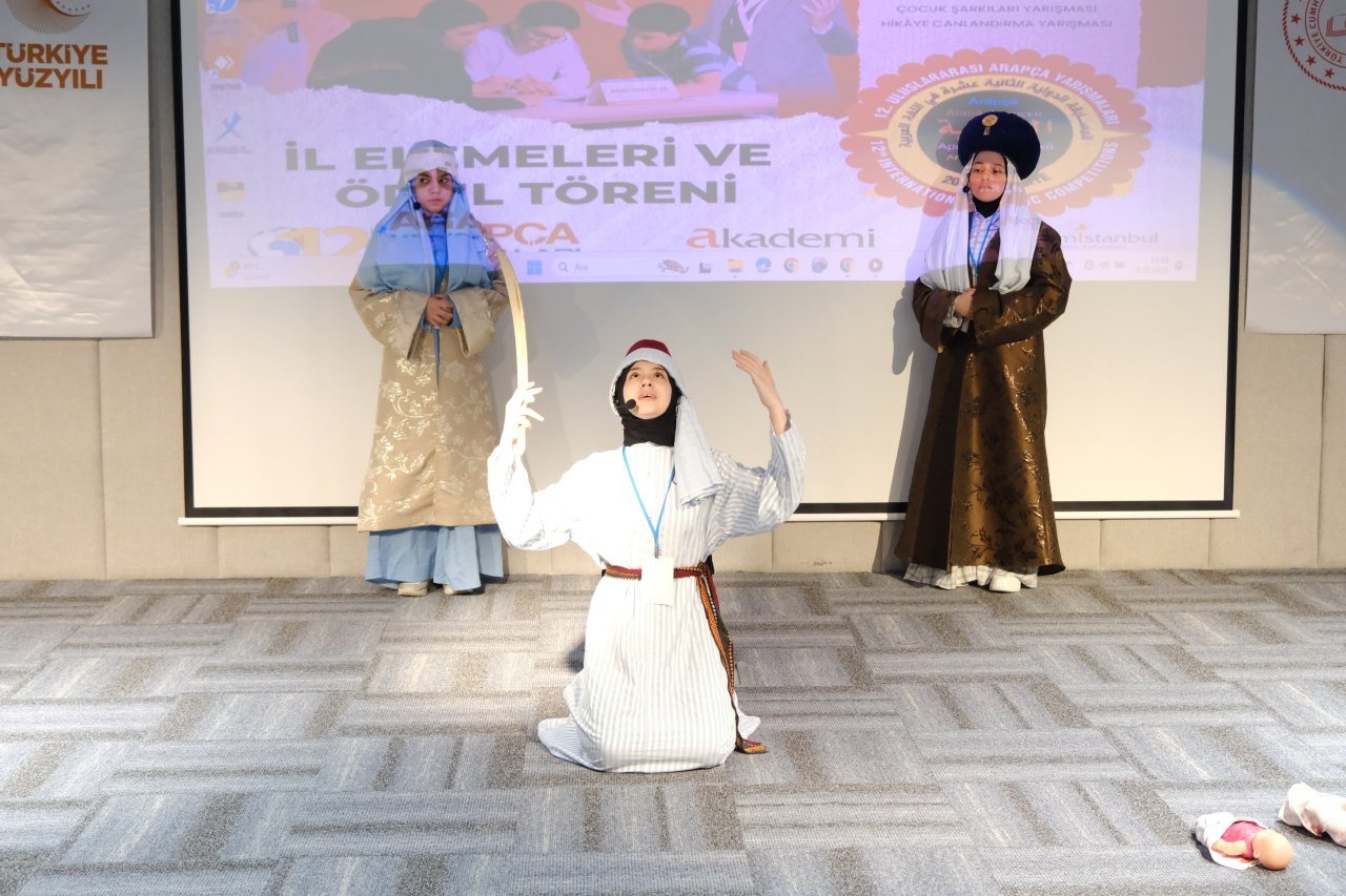 12-arapca-bilgi-ve-etkinlik-yarismasi-konya-il-finalleri-coskuyla-gerceklestirildi-4.jpg