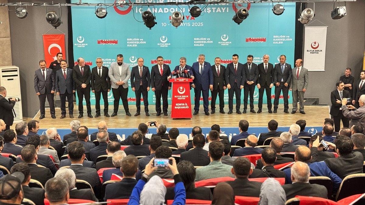 buyuk-birlik-partisi-bbp-genel-baskani-mustafa-destici-1.jpg