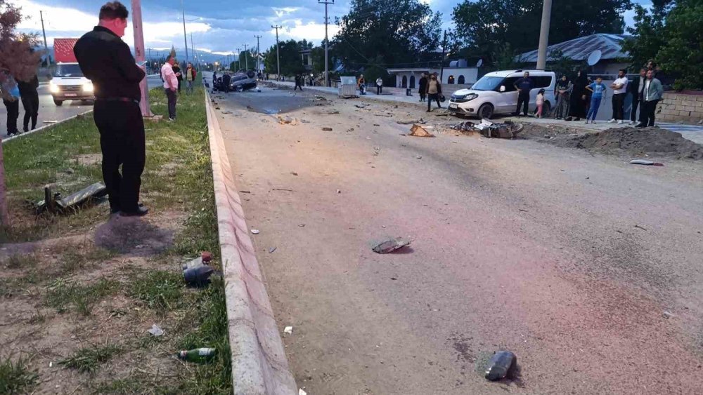 Iğdır’da feci kaza: Otomobilin çarptığı motosikletli hayatını kaybetti